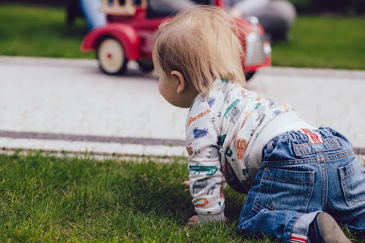 crawling-can-my-child-skip-it-playworks-therapy-inc